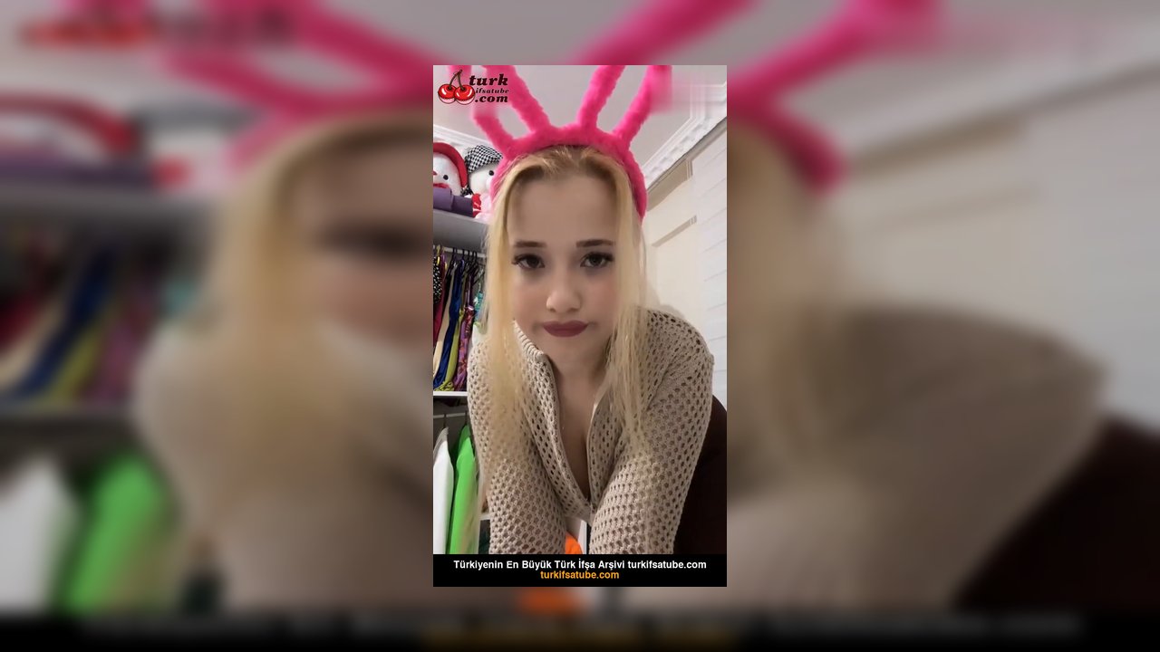 Ecrin Dilek Gökçe ifşa Genç Türk kızı canlı yayında - Video İzle