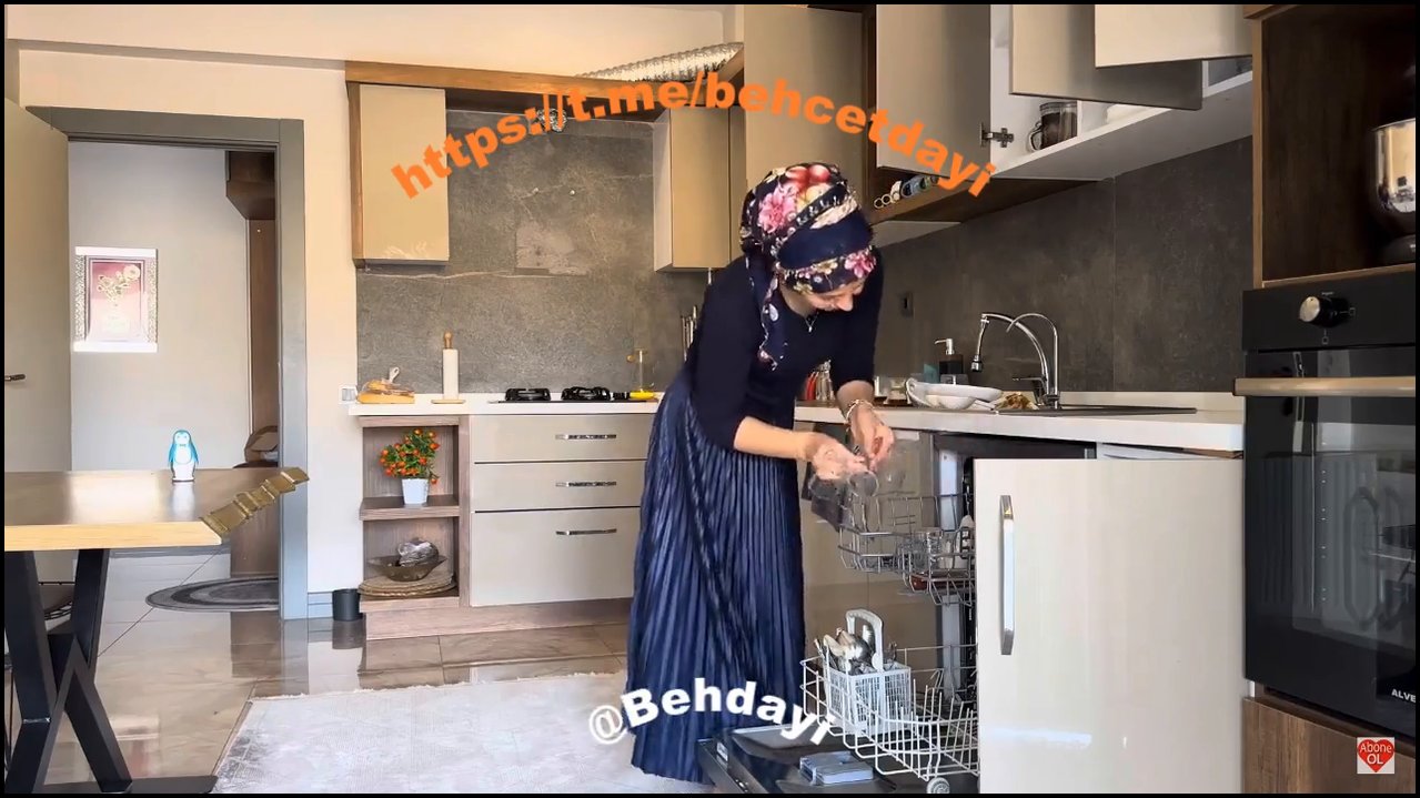 Fatma ile Her Telden ifşa Türbanlı Milf Youtube Katıl İfşa Videoları Part 41 - Video İzle