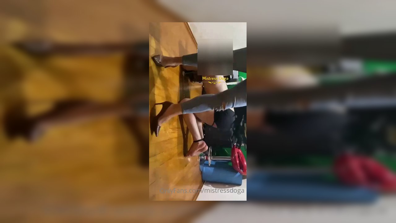 Gıdıklayarak acı vermek istedim - Video İzle