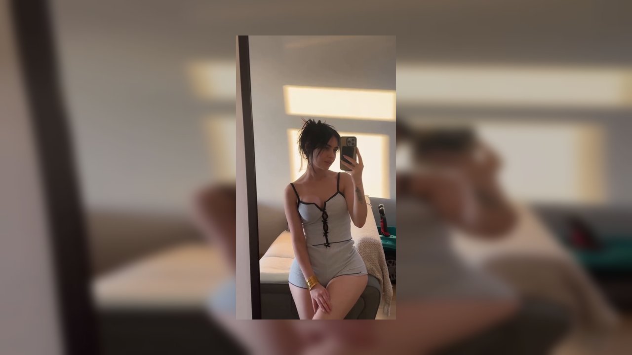 Ece Ronay instagram abonelik ifşaları part 18 - Video İzle.mp4