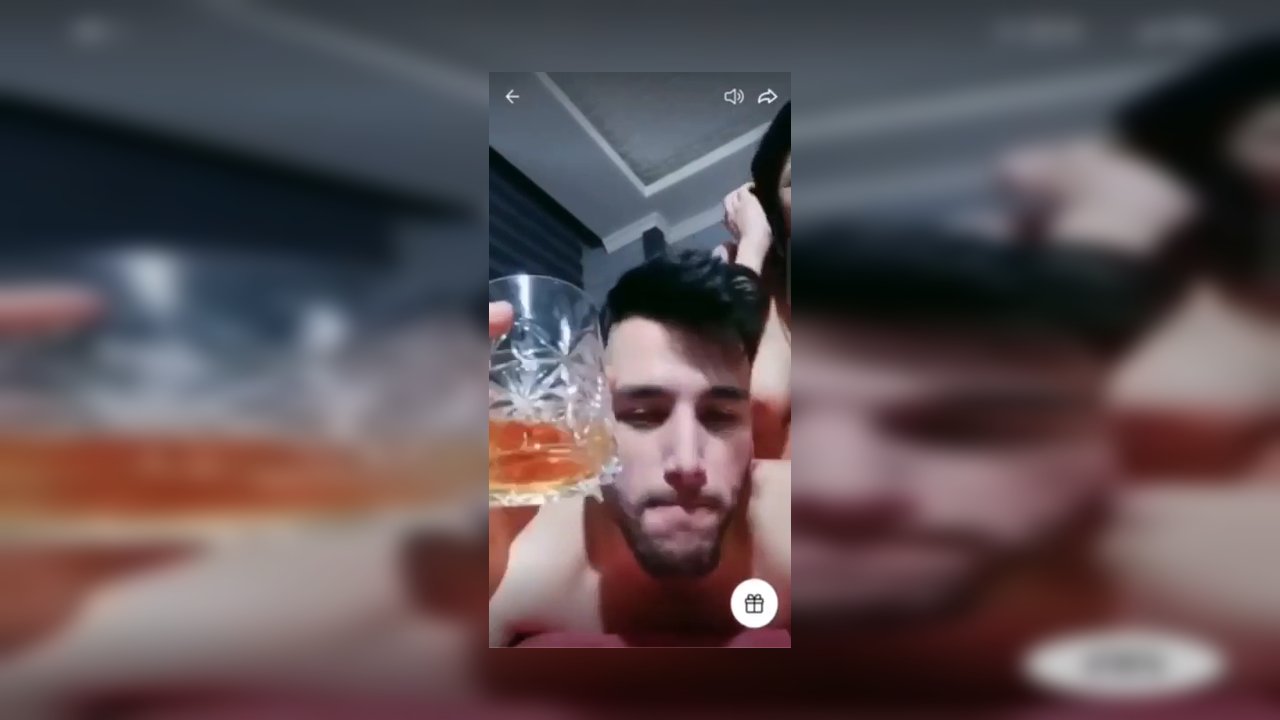 Cerhawk Tango ve onlyfans ifşa videoları part 12 - Video İzle