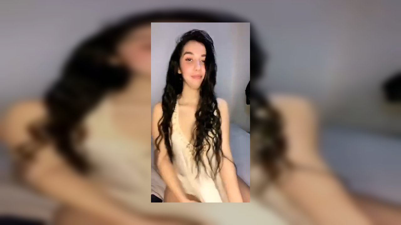 Aymila Tango Premium İfşa Videoları Part 17 - Video İzle