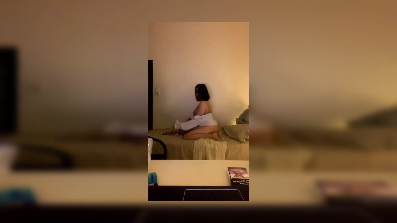 Tango Jelly (Desti) arşiv ifşa videoları part 25 - Video İzle