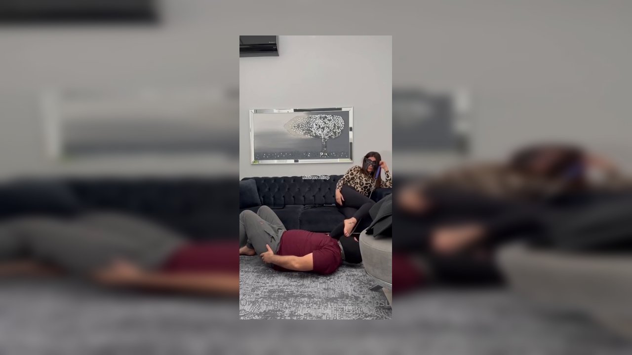 Training and punishing this New slave - Video İzle
