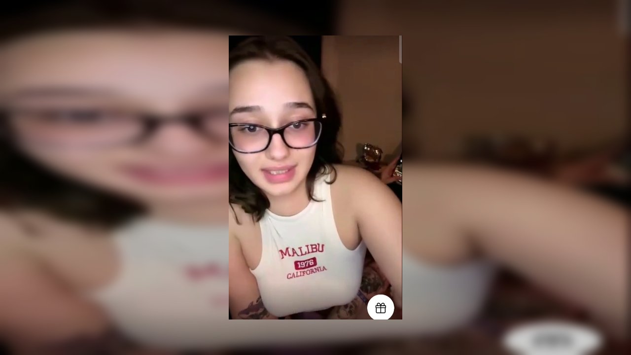 Naz Elbir Premium İfşa Yayınları Vol 16 - Video İzle.mp4