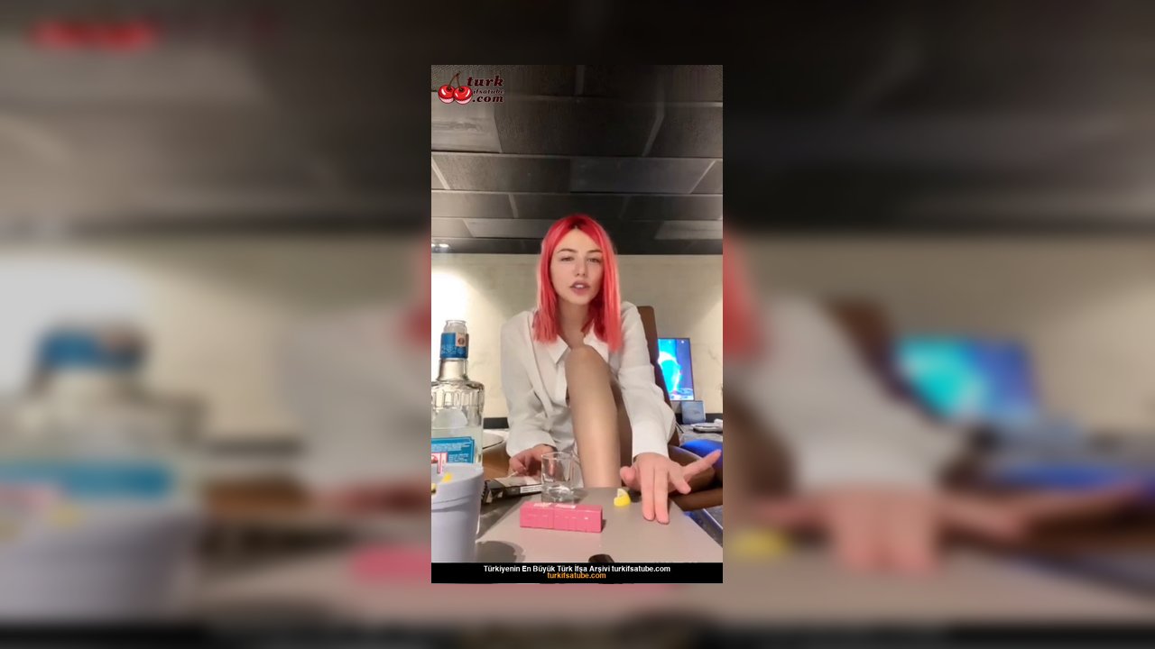Tango Lali ifşa Gömlekli külotlu yayın seyret - Video İzle