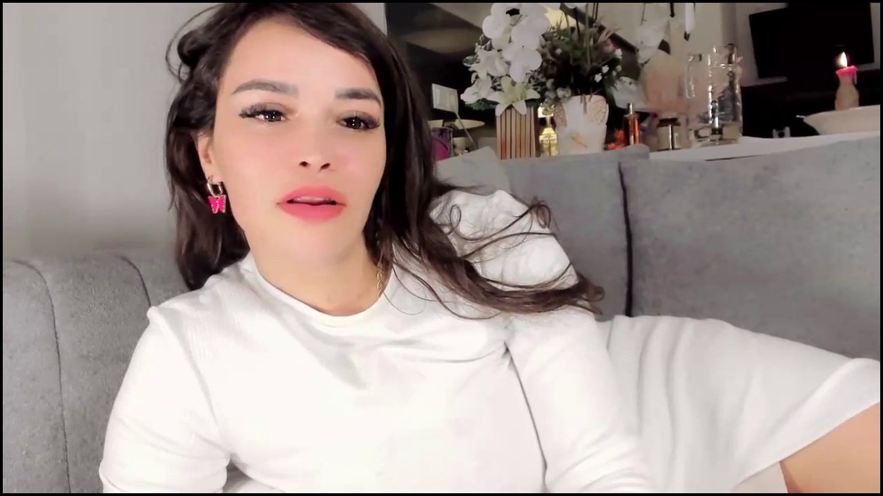Fotomodel Zeynep StripChat ifşa videoları part 88 - Video İzle
