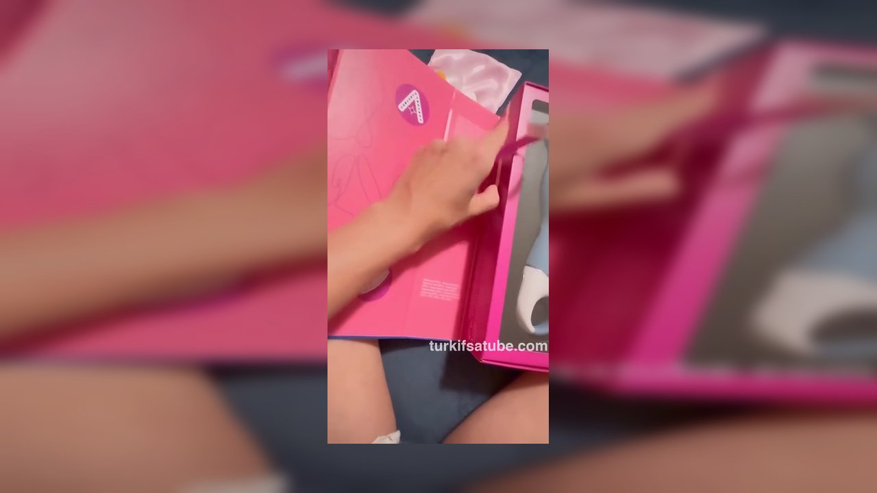 suynesli (summmn) Youtube Katıl ifşa videoları - Message for full video 😘 - Video İzle.mp4