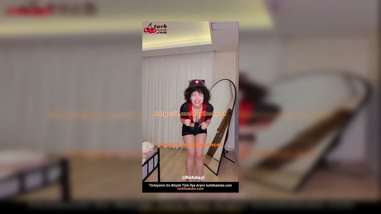 Jüpiter ifşa Tüm sikiş kostümlerini deneyip sergiledi - Video İzle.mp4