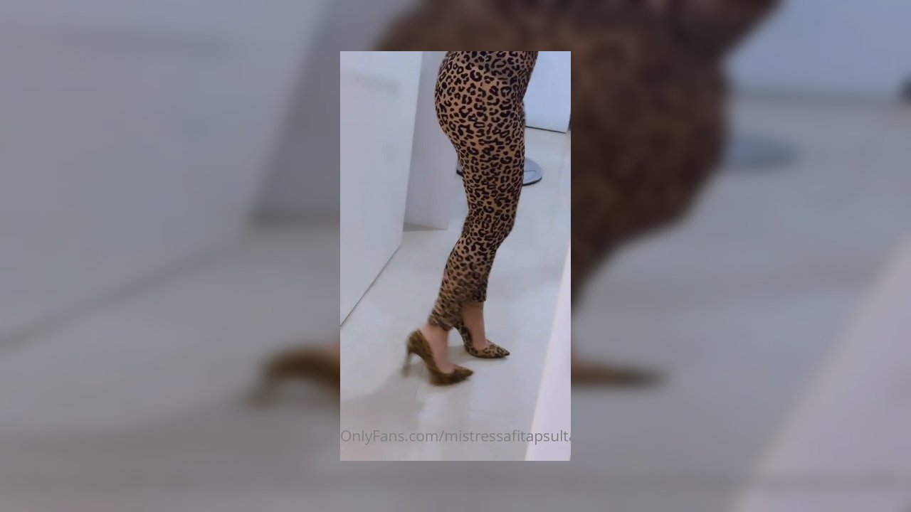 Leopar kadın - Video İzle