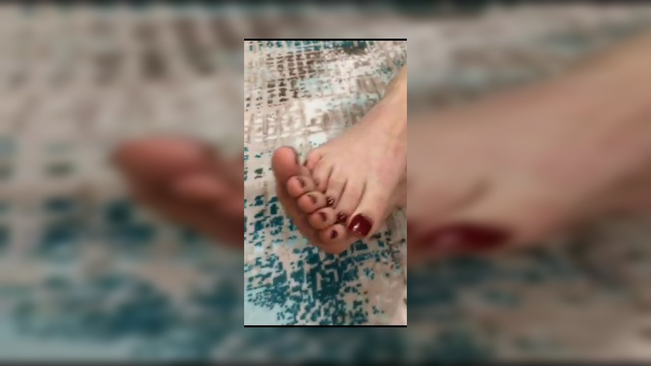 Ayaklarımıza kurban olun 2 - Video İzle