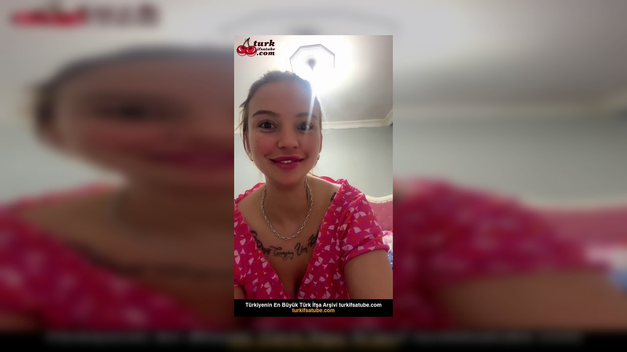 Milf ifşa Arzu Yılmaz yatak odasında yayın yaptı