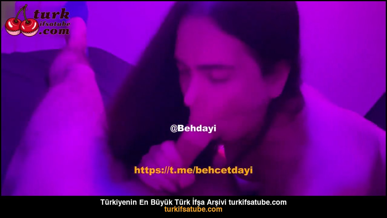 Venüs Özçam Porno Uzun sike sakso çekti - Video İzle