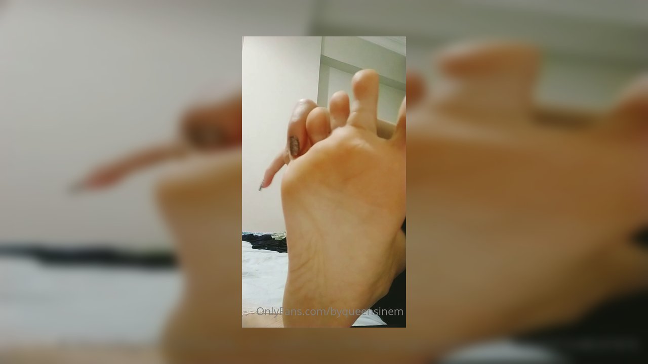 I’m the Goddess - Video İzle.mp4