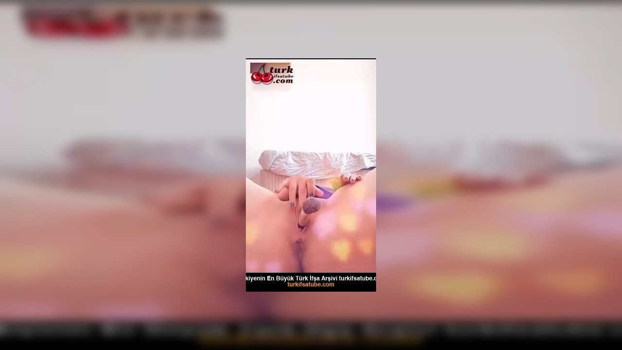 Makyaj fırçasıyla mastürbasyon SassyKitty Ruhsuzkahpe31 - Video İzle.mp4