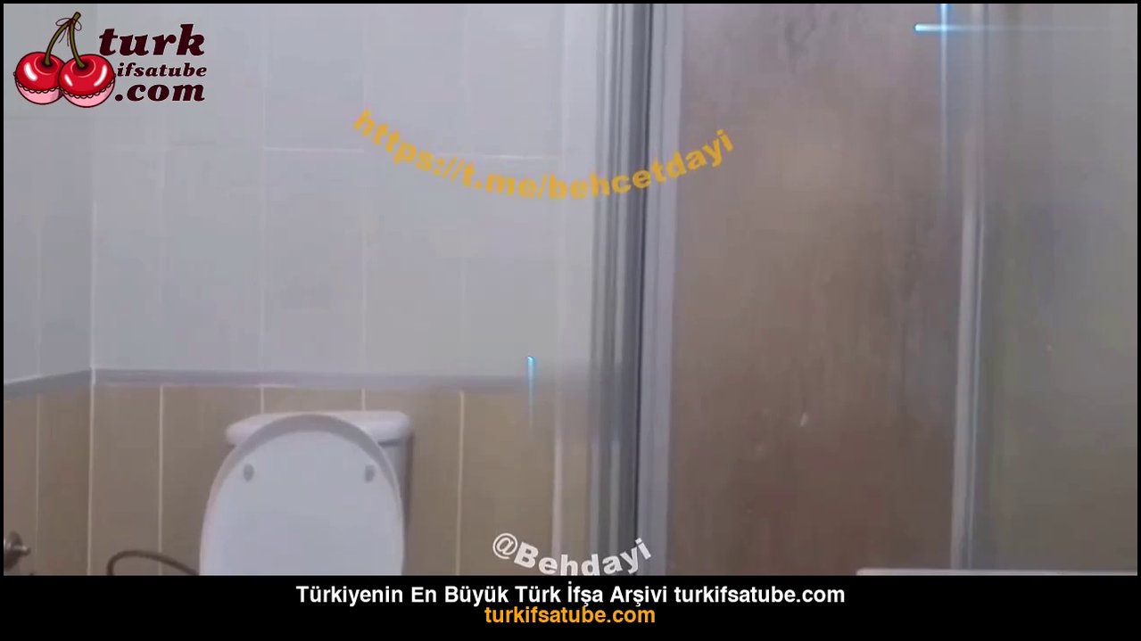 Emine Coşkun ifşa Dişlerini fırçalayıp duşa girdi