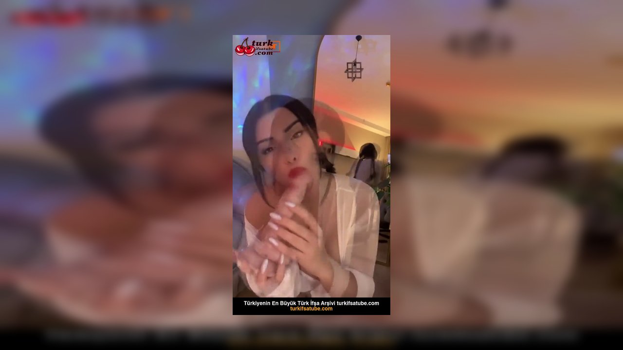 Berfe Ece Talin ifşa Sakso dildoya - Video İzle.mp4