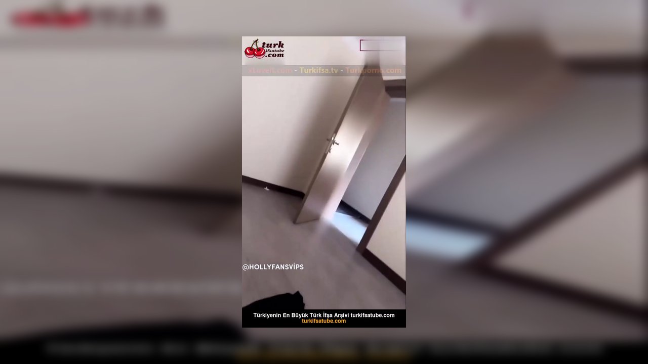 Canlı Seks Ada Lara yayınsa sakso çekip sikişti - Video İzle video