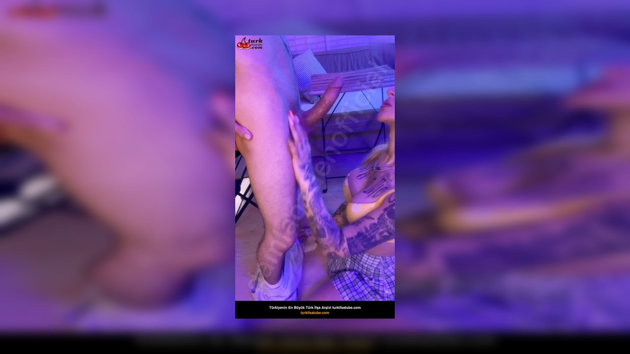 Sakso HD Damla özden sandalyede oturan elemanın yarrağını sömürdü - Video İzle.mp4