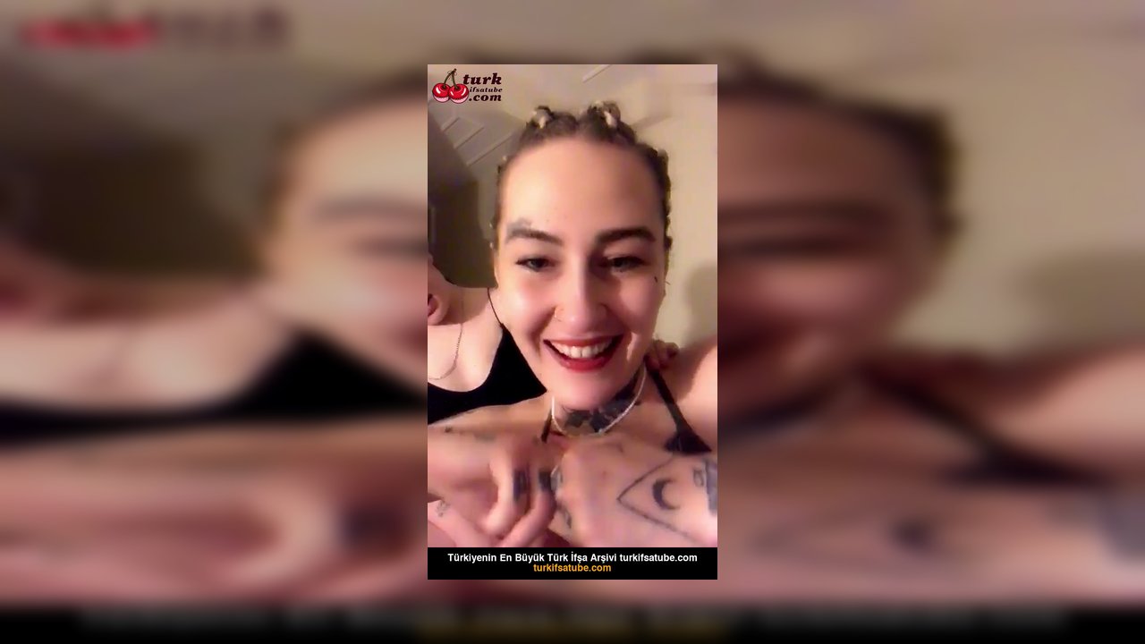 Lezbiyen Aysuca kız arkadaşının amını parmakladı - Video İzle