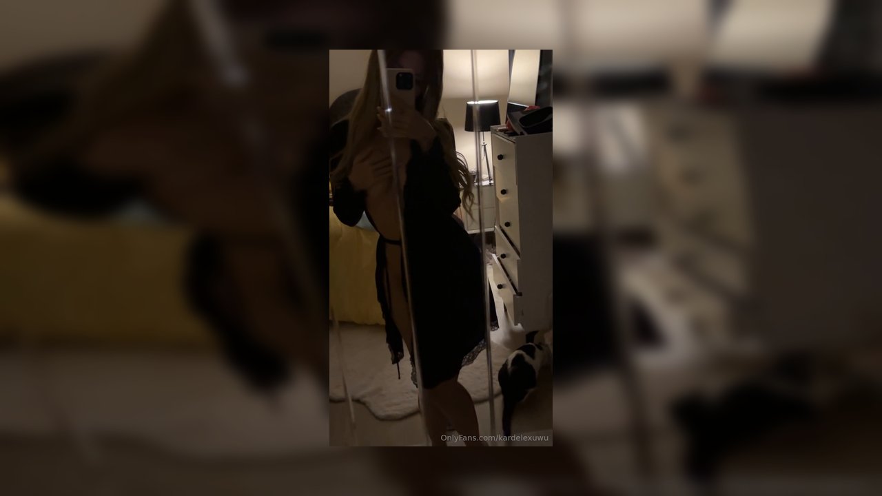 Kardelexuwu onlyfans ifşa videoları part 7 - Video İzle