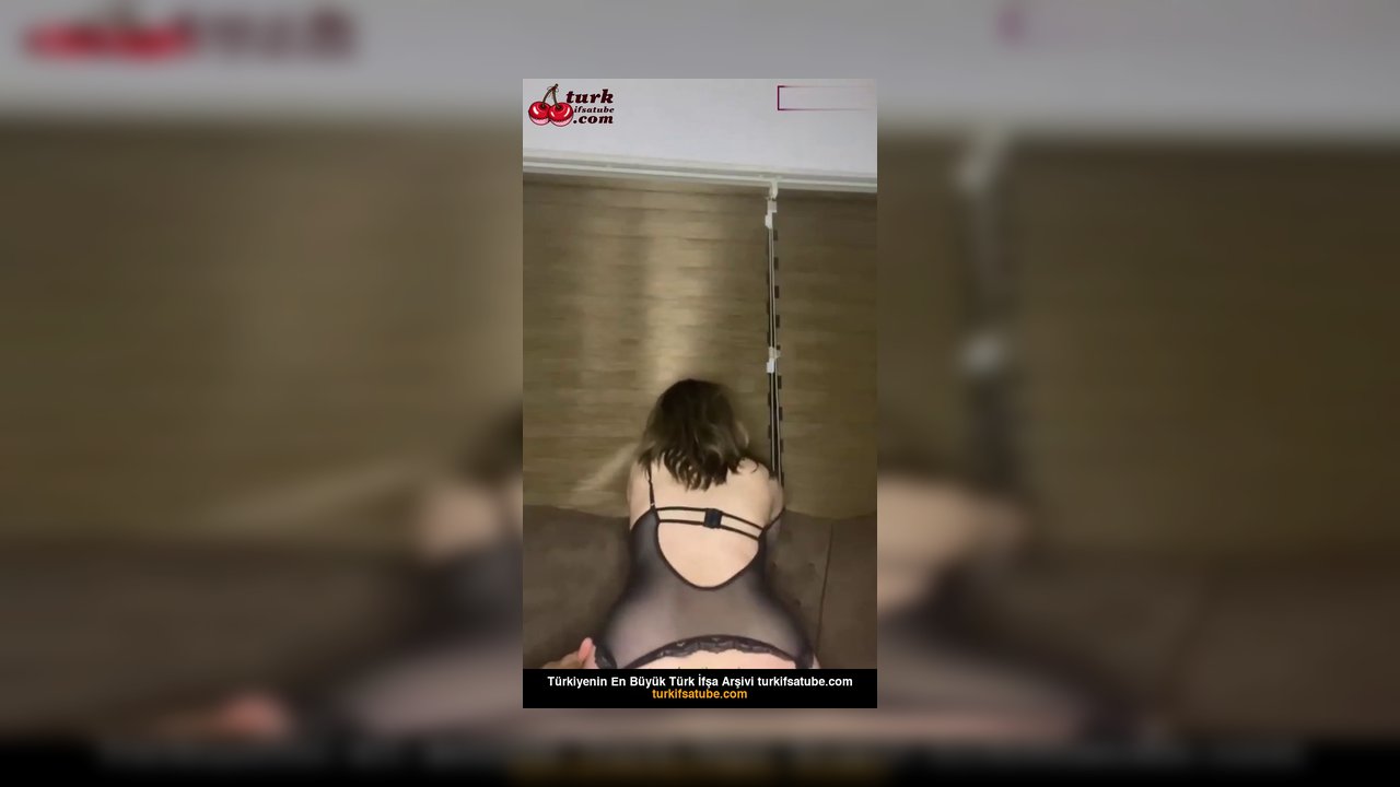 Türk Porno Msdish kucakta sikilirken dalgayı ağzına aldı - Video İzle