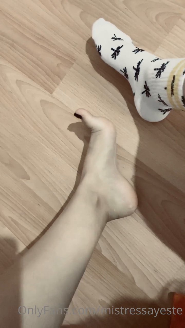 My divine socks - Video İzle