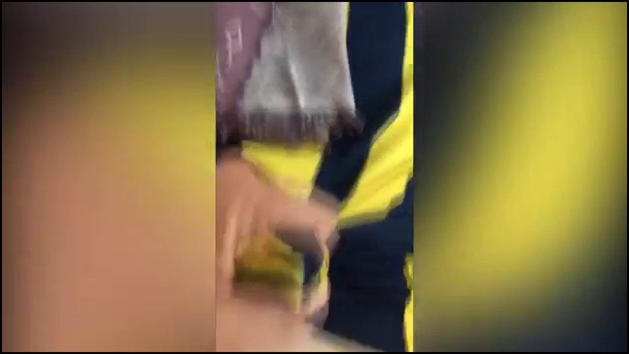 Fenerbahçeli türbanlıyı Babasının Evinde sikiyor - Türk İfşa Cloud Porno - Twitter Türk Porno İfşa İzle video
