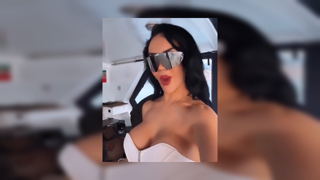 Melek Özçağan Premium İfşa Videoları Part 90 - Video İzle