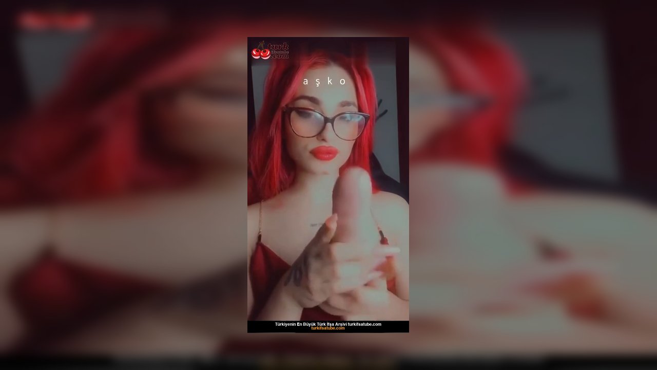 Tango Ayda ifşa oyuncak sikini tükrükledi