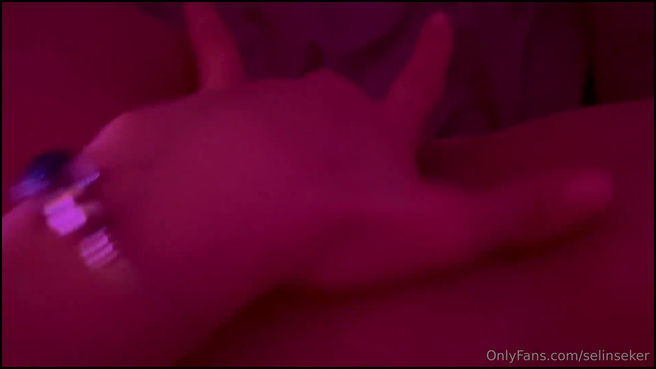 Selin Şeker Onlyfans İfşa Videoları Part 14 - Video İzle.mp4