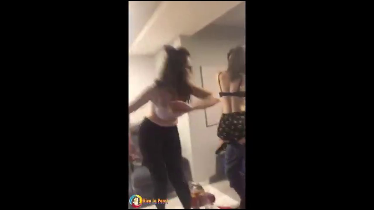Türk Swinger Sex Partisi Öncesi Hazırlıklar 15 DK VIP İfşa  TürkHUB  Türkçe Porno Zevki video