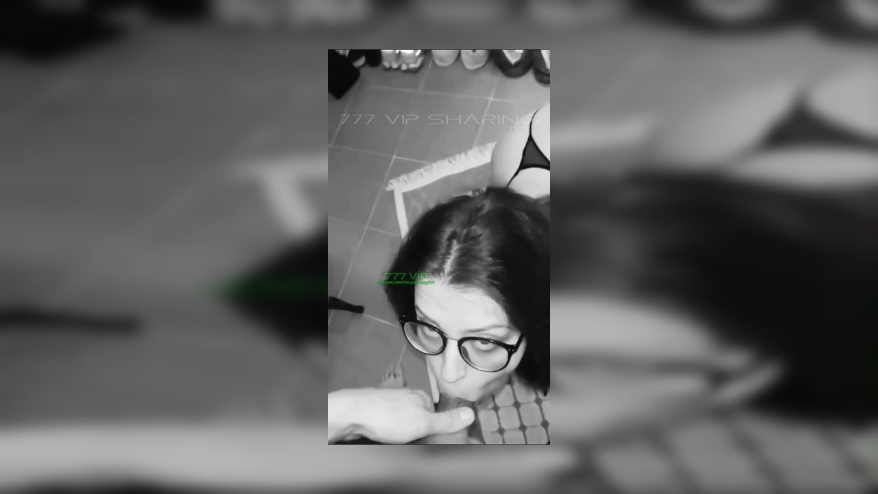 HottieKittyyy Nur un telegramda sattığı sex ve grup sex ifşa videoları part 13 - Video İzle
