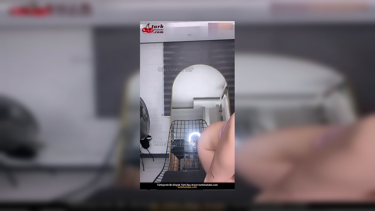 Cerhawk ifşa nude Meme Amcık Dildo üçlüsü - Video İzle