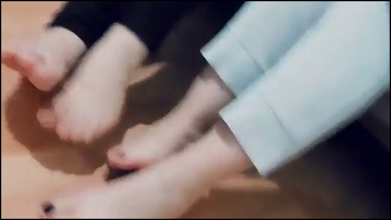 2 sahibe hipnoz seansı - Video İzle.mp4