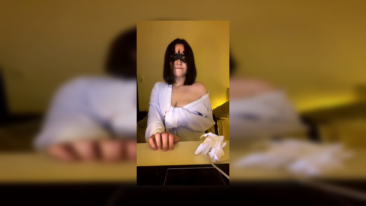 Tango Jelly (Desti) arşiv ifşa videoları part 13 - Video İzle