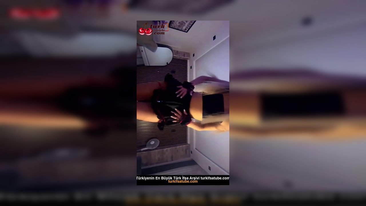 Tango Saudi ifşa sarışın çıtır