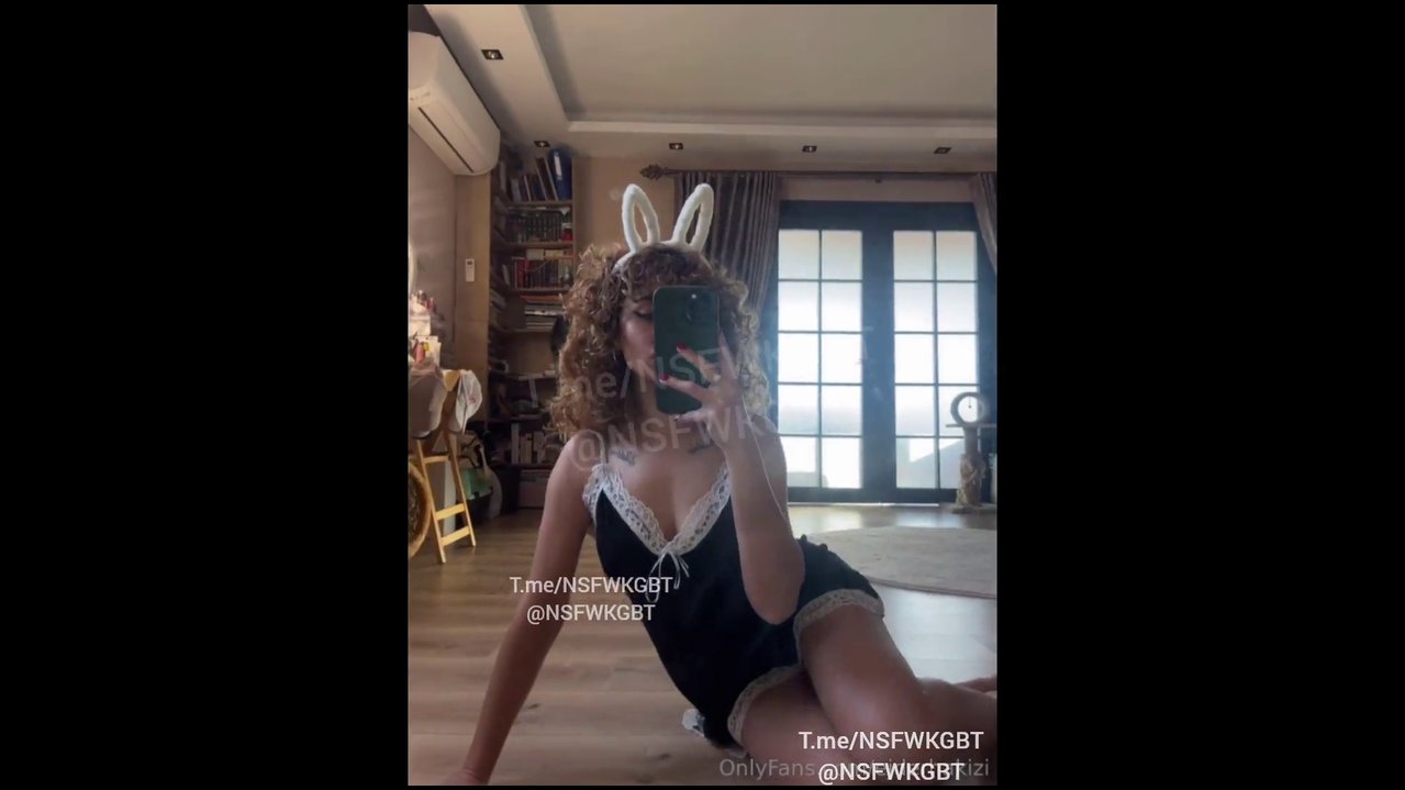 Ejderha Kızı Onlyfans 450$ değerinde ppv videoları part 3 - Video İzle