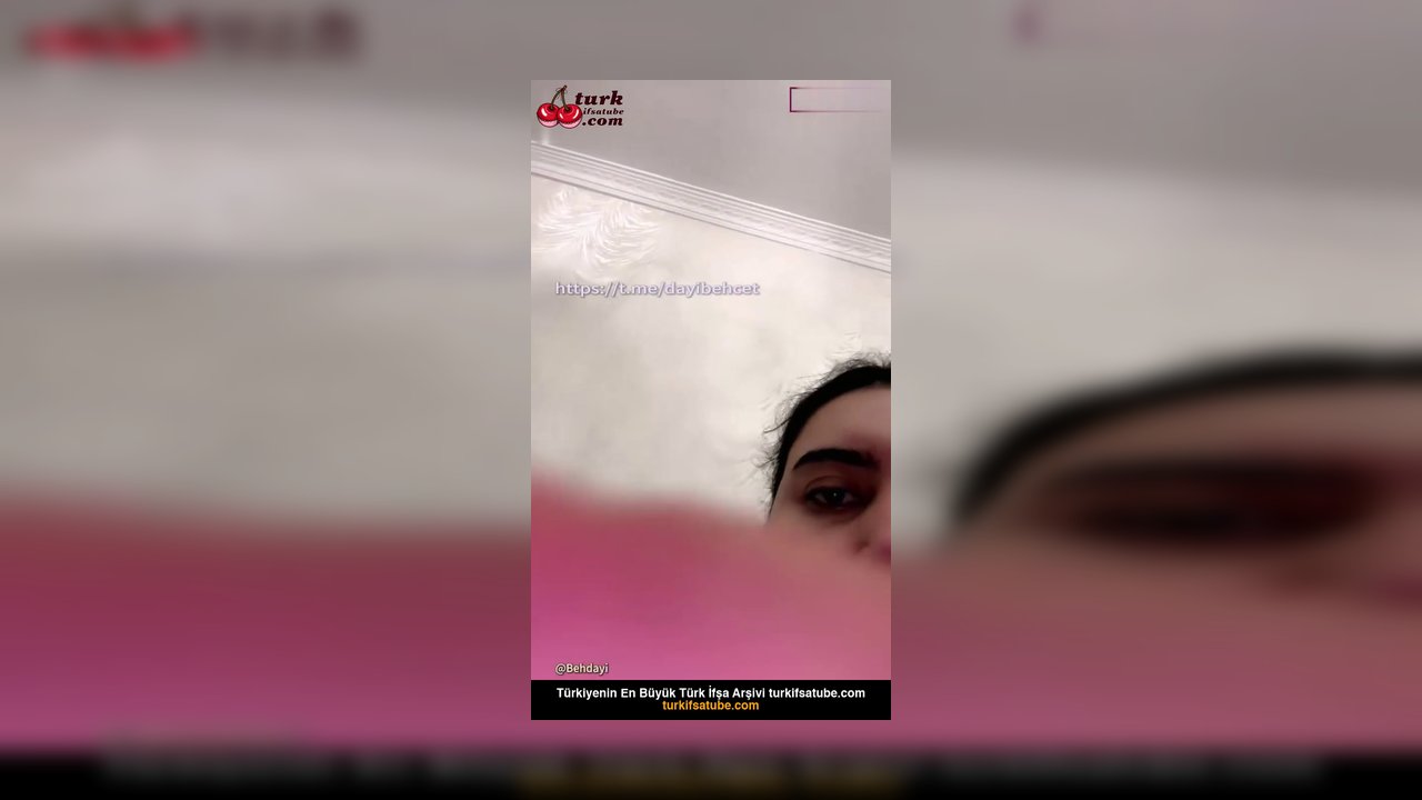 Liseli Nilay ifşa 2 orospu kızdan canlı yayın seyret - Video İzle