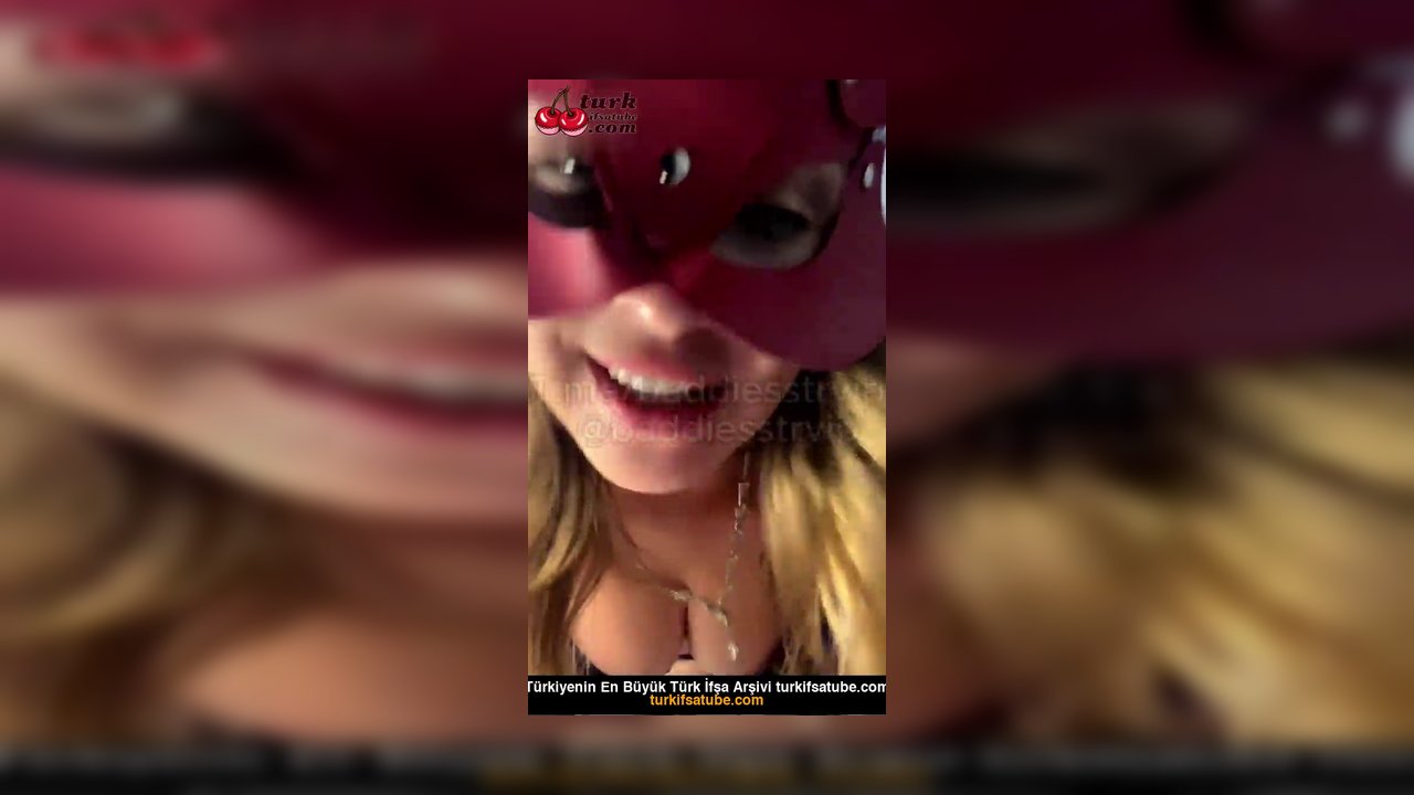 Pelin ifşa nude Jartiyerli