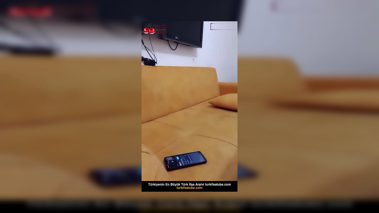 Tango Kızılımsı ifşa Zayıf çıtır kızdan amcık show - Video İzle.mp4