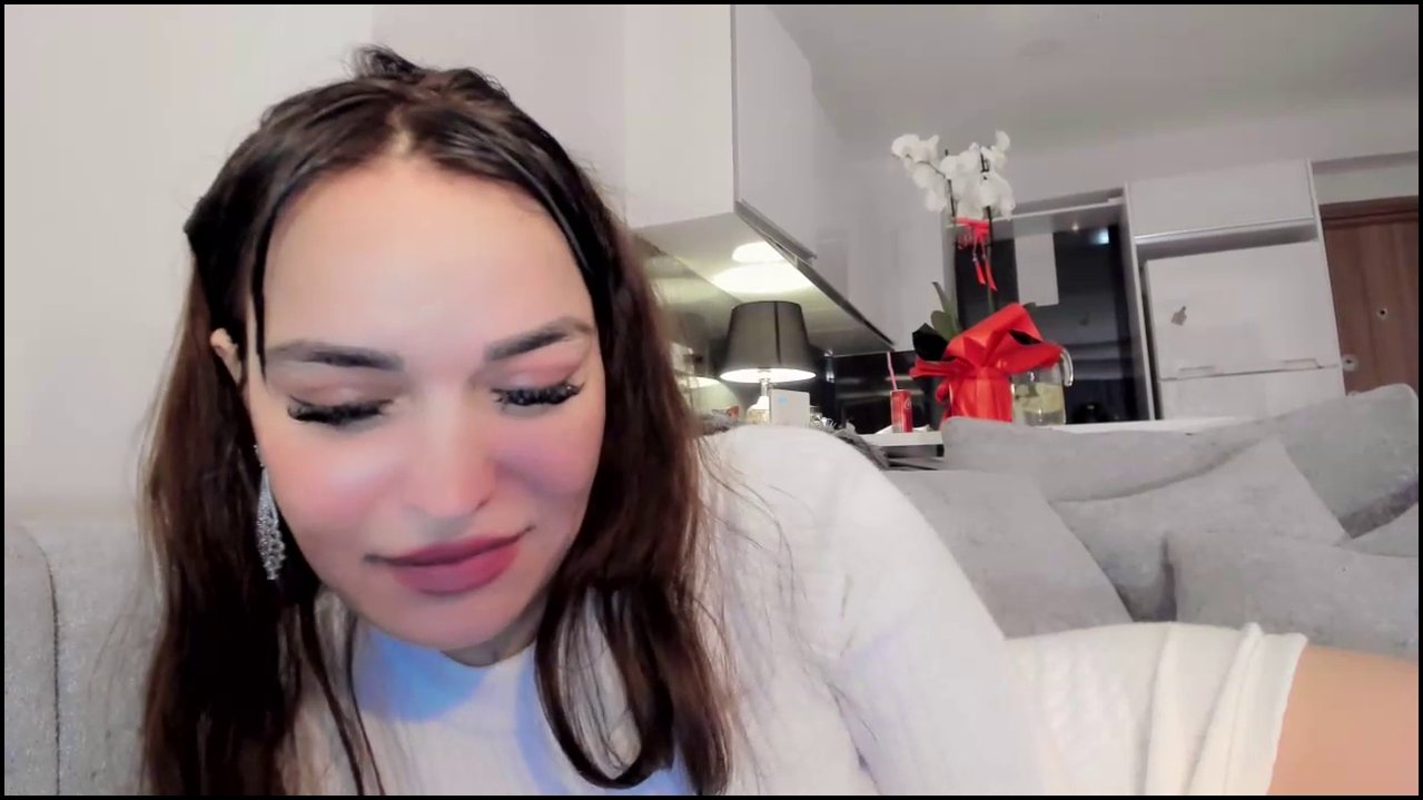 Fotomodel Zeynep StripChat ifşa videoları part 61 - Video İzle