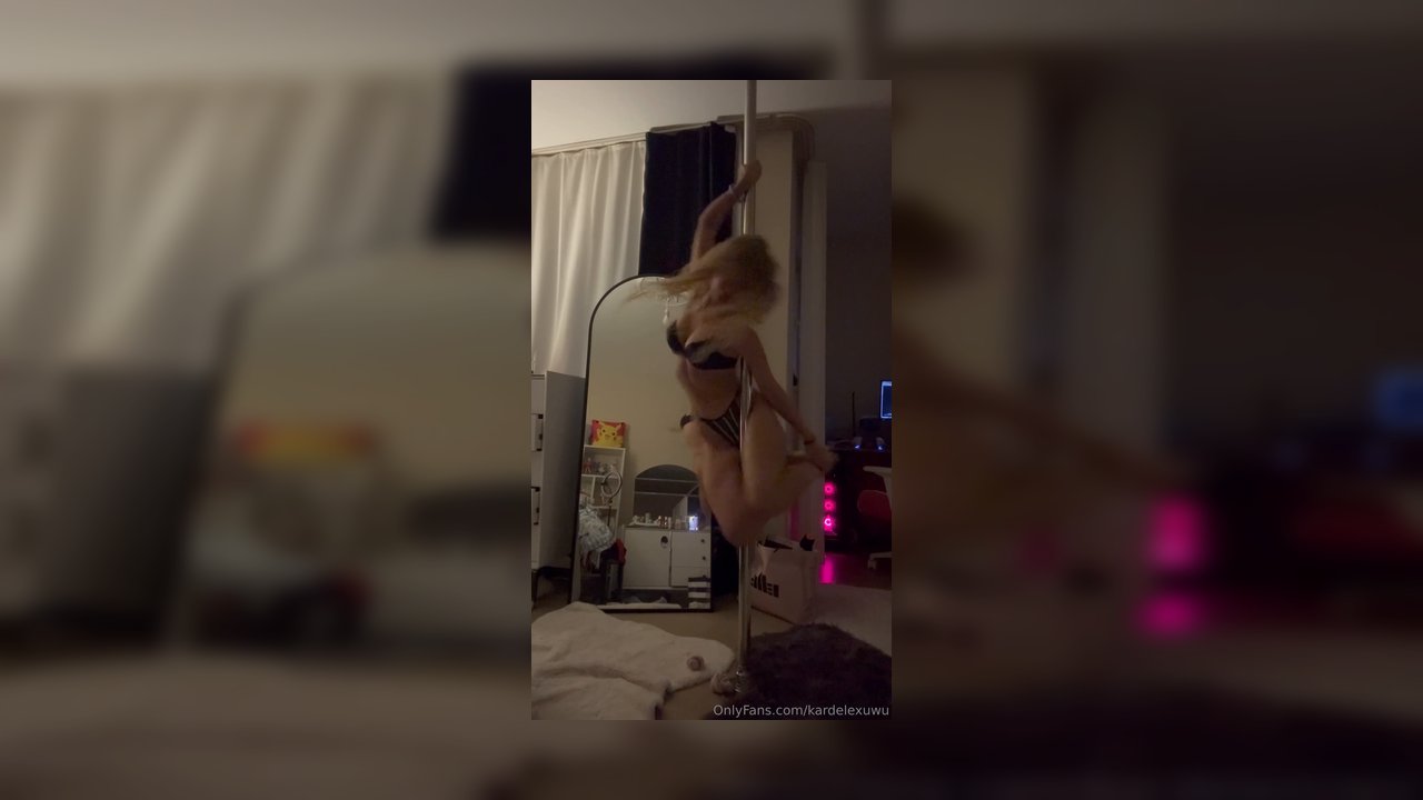 Kardelex (Kardelexuwu) Onlyfans ifşa videoları part 40