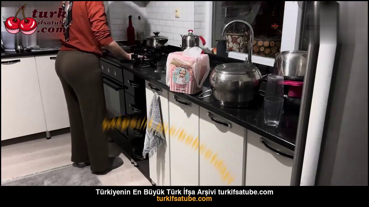 Fatmayla her telden ifşa Pijamalı bulaşık yıkadı - Video İzle