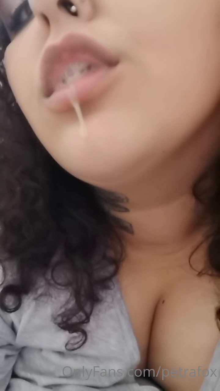 For spitting lovers - Video İzle