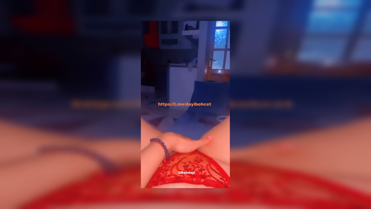 Sümeyye Korkmaz Mastürbasyon videoları part 1 - Video İzle.mp4