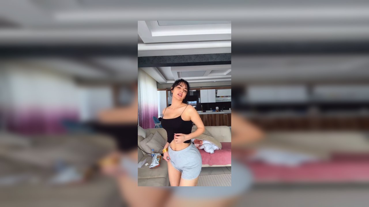 Ece Ronay instagram abonelik ifşaları part 1 - Video İzle.mp4
