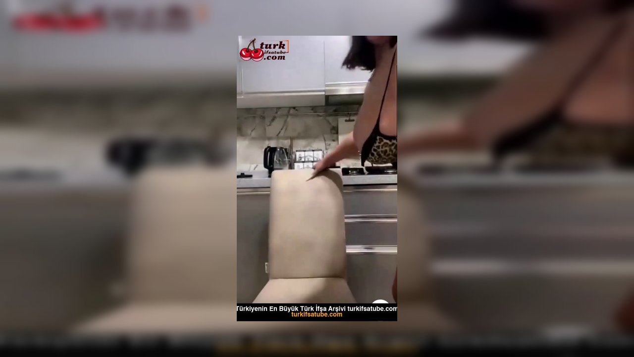 Ahu Alev ifşa 4 çocuk emzirir bu - Video İzle.mp4