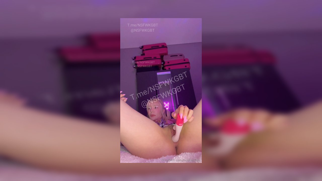 nicekaroliny (icesinem - nicekaroliny - godgirll- icesinem1) Onlyfans Videoları Part 36 - Video İzle.mp4