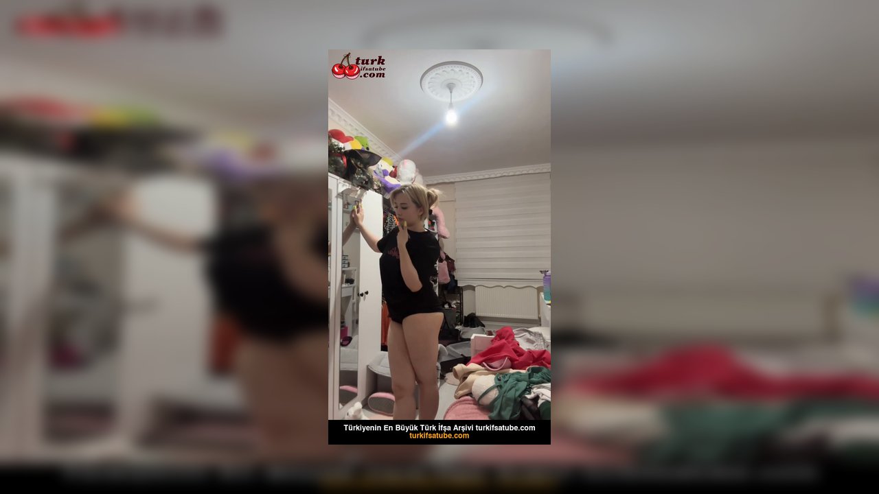 Ecrin Dilek Gökçe ifşa Dağınık odasında elbise aradı - Video İzle.mp4